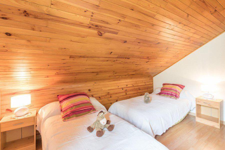 Urlaub in den Bergen 3 Zimmer Maisonettewohnung für 6 Personen (006) - Résidence le Clos de l'Etoile - Serre Chevalier - Schlafzimmer