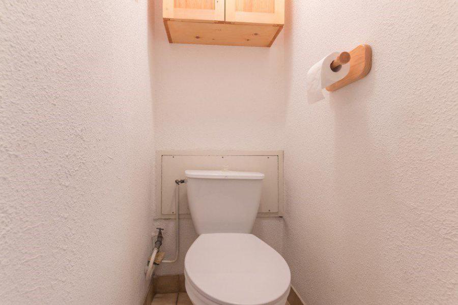 Vakantie in de bergen Studio bergnis 4 personen (B012) - Résidence le Clos des Cavales 2 - Serre Chevalier - WC