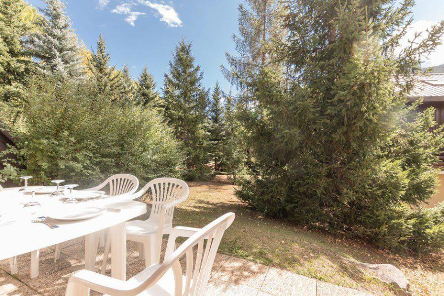 Vacances en montagne Studio coin montagne 5 personnes (B013) - Résidence le Clos des Cavales 2 - Serre Chevalier - Terrasse