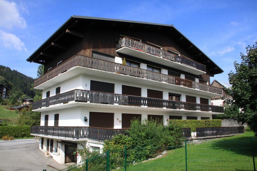 Аренда на лыжном курорте Апартаменты 2 комнат 4 чел. - Résidence Le Clos Fleuri - Les Gets - летом под открытым небом