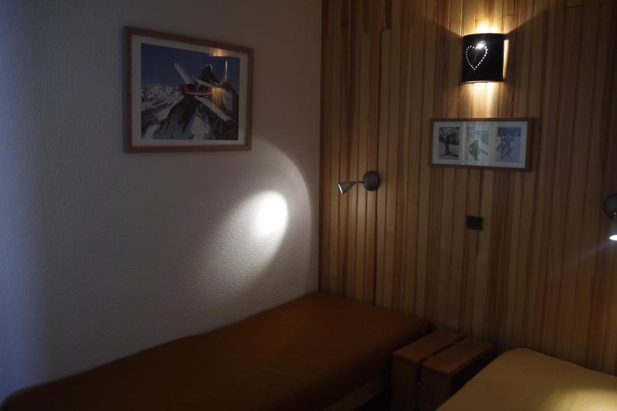 Vacances en montagne Appartement 2 pièces mezzanine 6 personnes (151) - Résidence le Creux de l'Ours D - Méribel-Mottaret