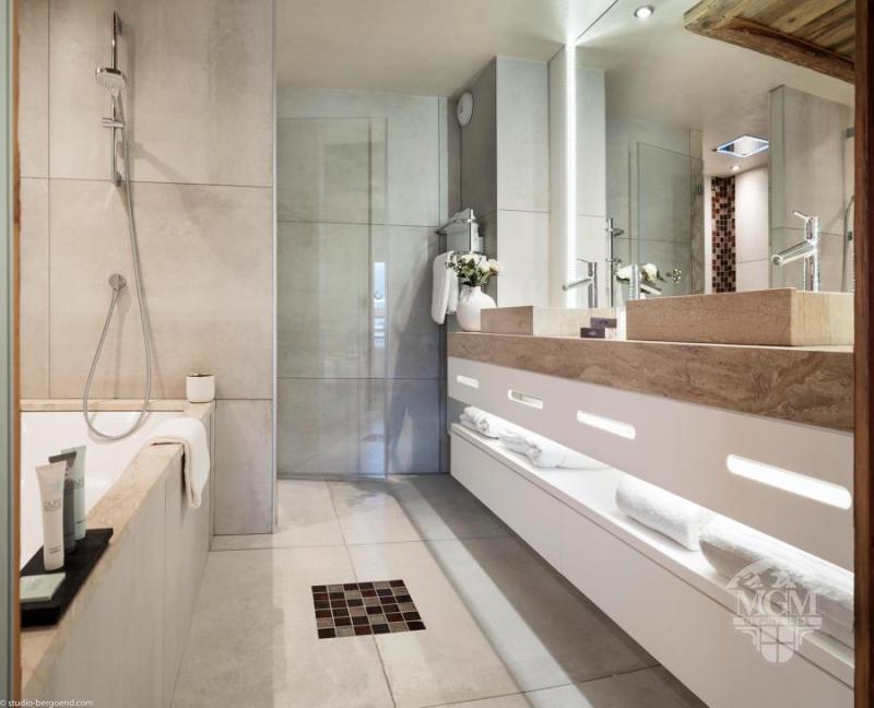 Holiday in mountain resort 5 room apartment 8 people (L'Ecrin De Jade) - Résidence le Cristal de Jade - Chamonix - Bathroom