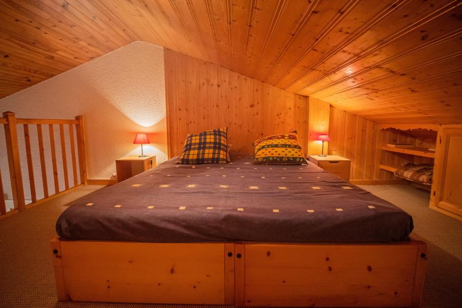 Vacanze in montagna Appartamento 2 stanze con mezzanino per 4 persone (056) - Résidence le Cristallin - Valmorel - Mezzanino mansardato (-1.80 m)