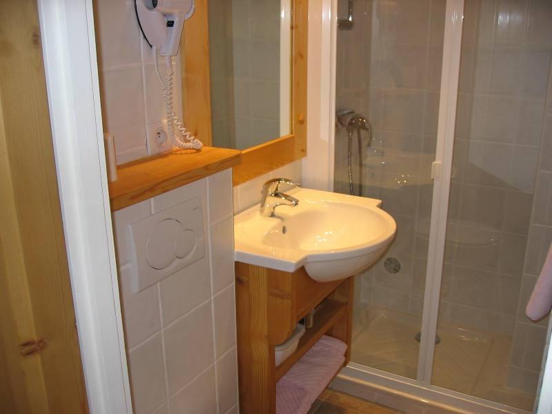 Vacanze in montagna Studio per 2 persone (001) - Résidence le Danay - Le Grand Bornand - Bagno con doccia