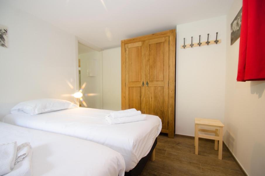 Urlaub in den Bergen 3-Zimmer-Appartment für 4 Personen (LUCIOLE) - Résidence le Fassoret - Chamonix - Schlafzimmer