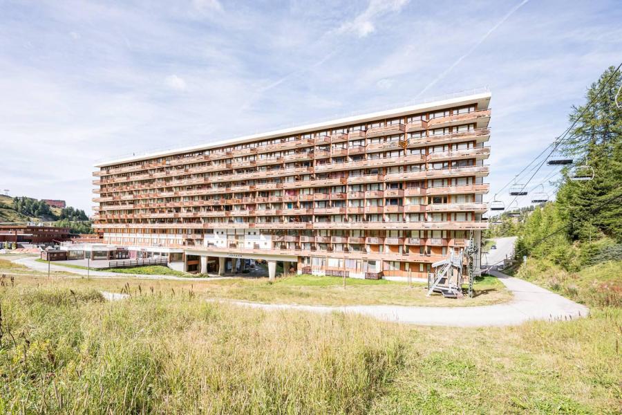 Vacances en montagne Résidence le France - La Plagne - Extérieur été