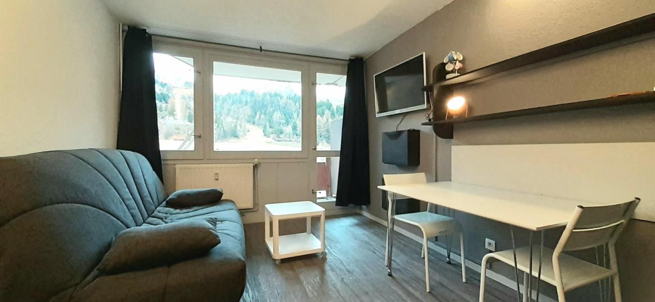 Holiday in mountain resort Studio 4 people (730) - Résidence le France - La Plagne - Accommodation