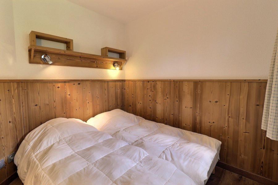 Holiday in mountain resort 2 room apartment 4 people (616) - Résidence le Grand Bois A - La Tania - Bedroom