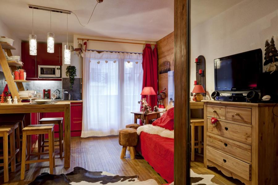 Vakantie in de bergen Studio bergnis 4 personen (204) - Résidence le Grand Chalet - Brides Les Bains - Woonkamer