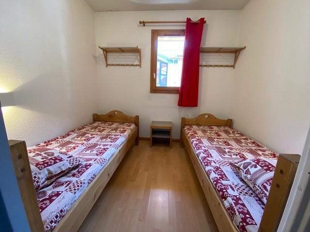 Holiday in mountain resort Studio cabin 5 people (301) - Résidence le Grand Chalet - Brides Les Bains - Single bed