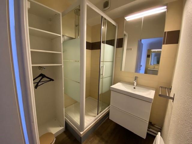 Vacances en montagne Studio cabine 5 personnes (301) - Résidence le Grand Chalet - Brides Les Bains - Lavabo