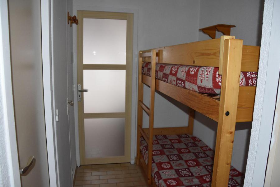 Holiday in mountain resort Studio sleeping corner 4 people (20) - Résidence le Grand Sud - Pralognan-la-Vanoise - Bedroom