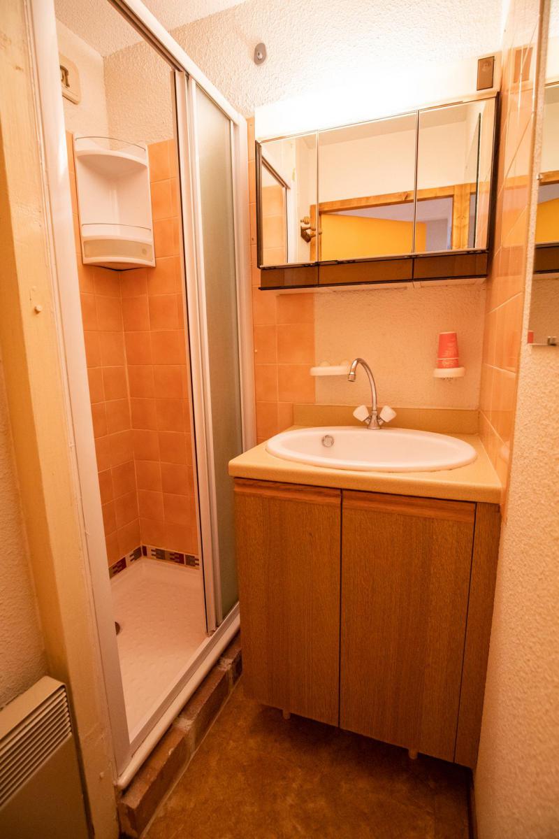 Vakantie in de bergen Studio bergnis 4 personen (NO34GV) - Résidence le Grand Vallon - La Norma - Badkamer