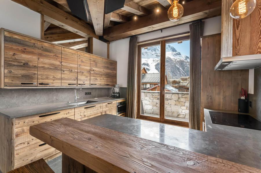 Vacances en montagne Appartement duplex 5 pièces 10 personnes (204) - Résidence le Grizzly - Val d'Isère - Cuisine équipée