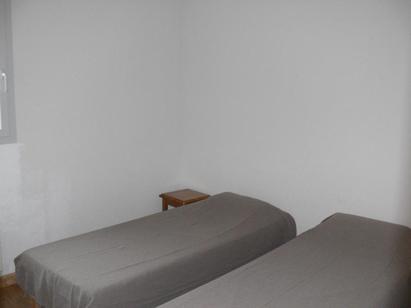 Holiday in mountain resort 3 room apartment 6 people (A112) - Résidence le Hameau de Balestas - Peyragudes - Bedroom