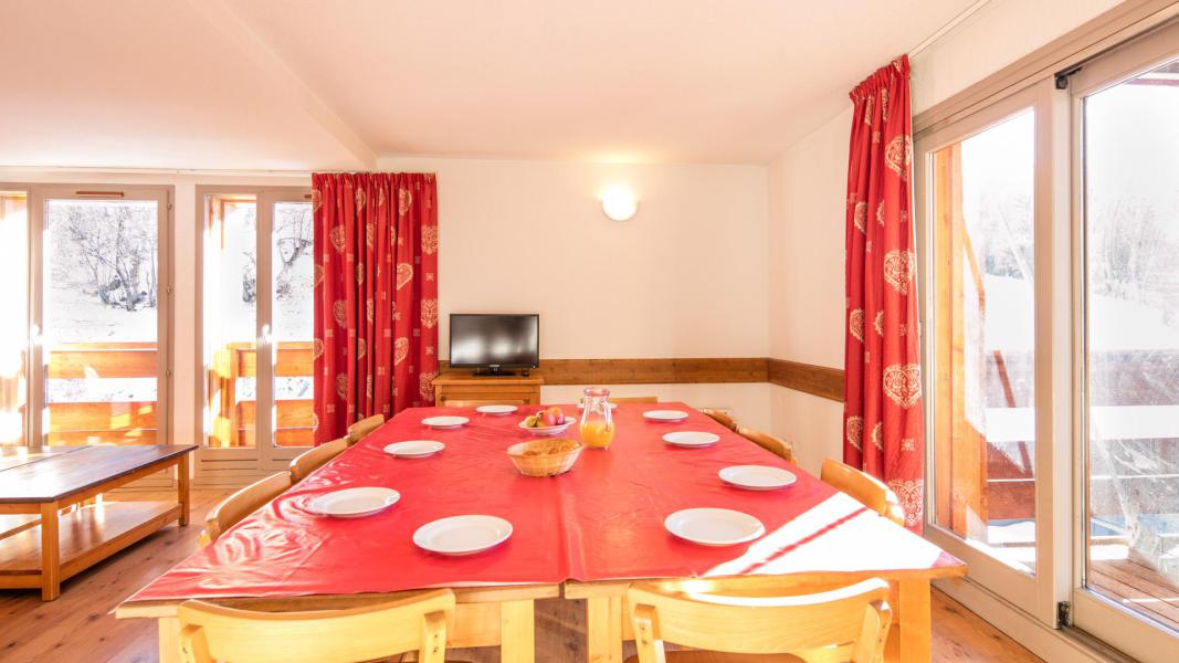 Holiday in mountain resort 5 room apartment 10 people - Résidence le Hameau de Valloire - Valloire - Table