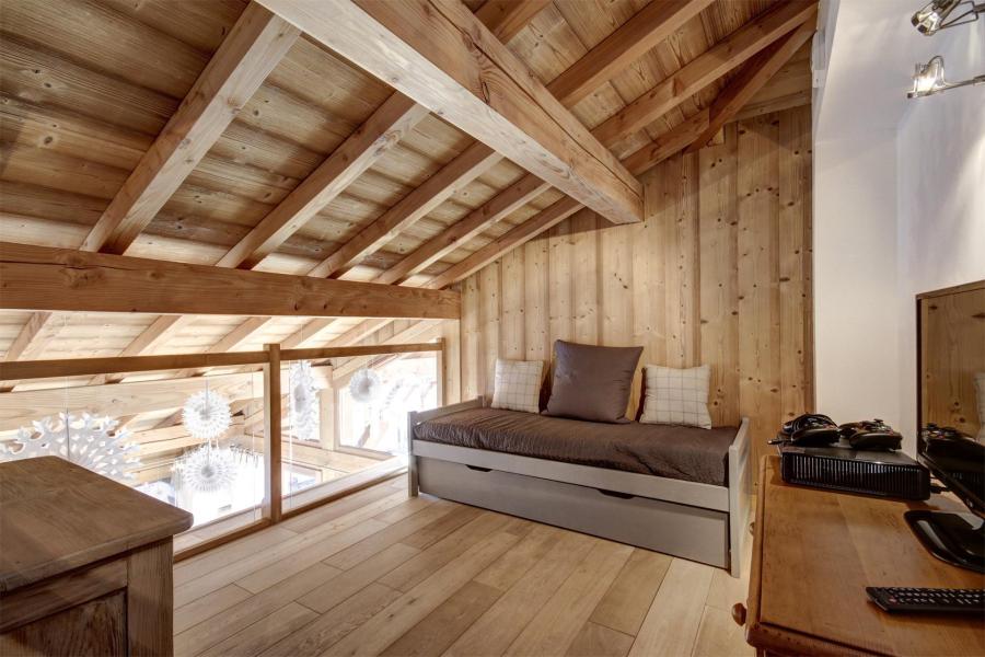 Urlaub in den Bergen 4 Zimmer Maisonettewohnung für 8 Personen (4) - Résidence le Hameau des Fés - Morzine - Mansardenzwischengeschoss (-1,80 m)