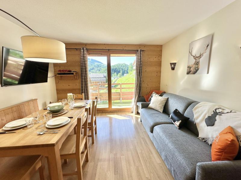 Holiday in mountain resort 3 room apartment 6 people (E31) - Résidence Le Hameau Des Rennes - Vars - Living room