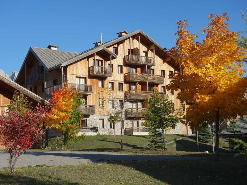 Ski verhuur Résidence le Hameau du Puy - Superdévoluy - Buiten zomer