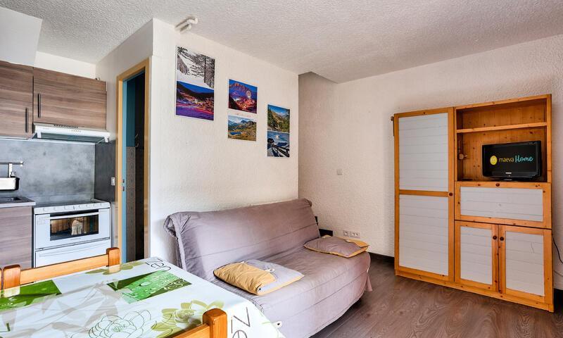 Rent in ski resort Studio 4 people (Sélection 25m²) - Résidence Le Hameau - MH - Vars - Summer outside