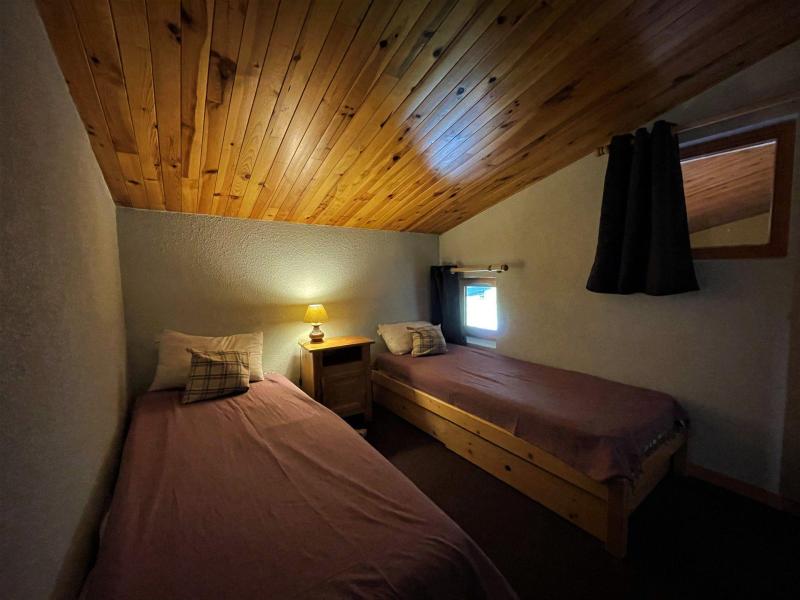 Каникулы в горах Апартаменты 3 комнат с мезонином 7 чел. (C143) - Résidence le Jettay - Les Menuires - Комната