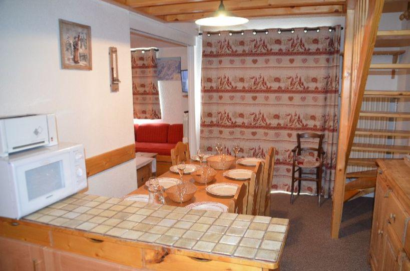 Urlaub in den Bergen Wohnung 2 Mezzanine Zimmer 7 Leute (C136) - Résidence le Jettay - Les Menuires - Wohnzimmer