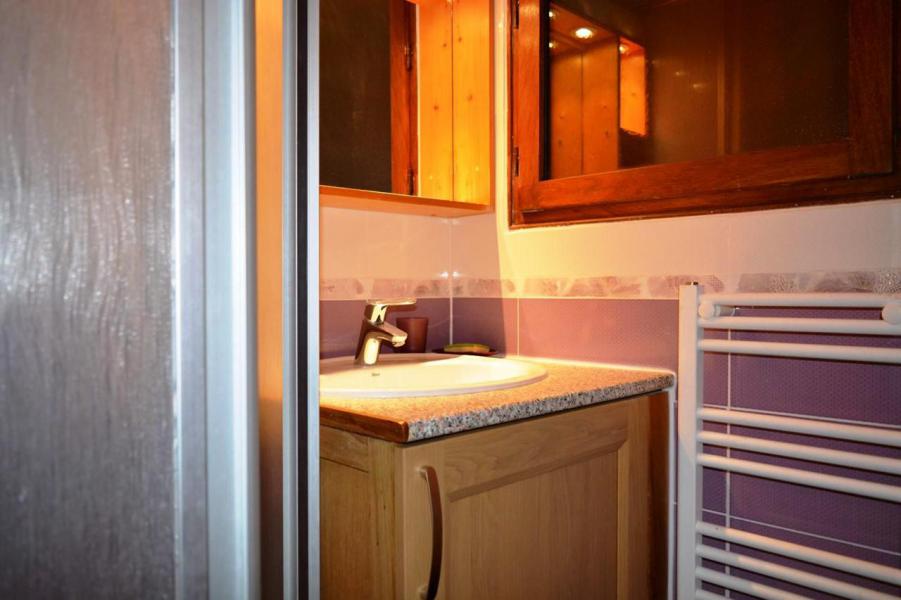 Vacaciones en montaña Apartamento cabina para 4 personas (021) - Résidence le Kodiac - Le Grand Bornand - Cuarto de ducha