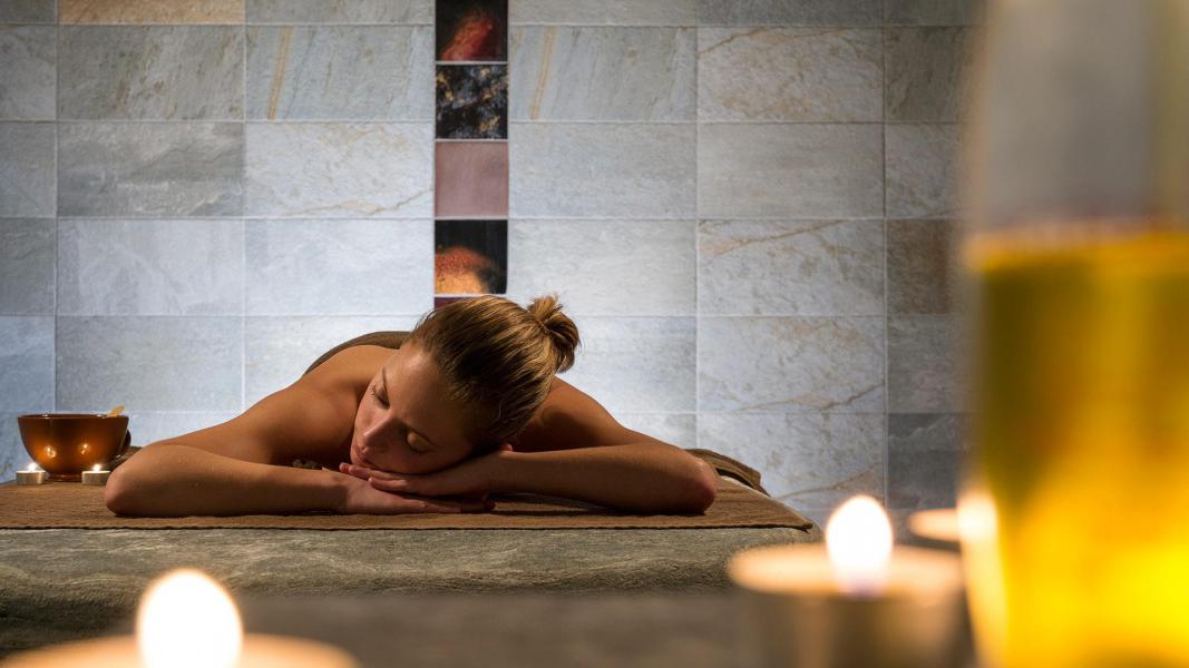 Vacances en montagne Résidence le Lodge des Neiges - Tignes - Massage