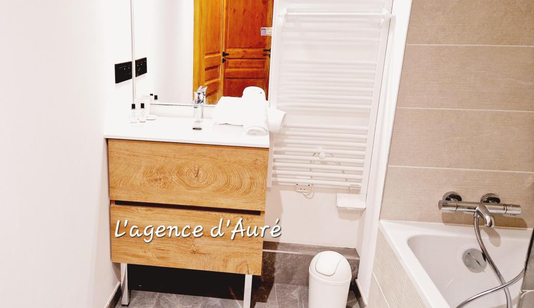 Vacances en montagne Appartement 4 pièces 8 personnes (M04) - Résidence le M - Montalbert - Salle de bain