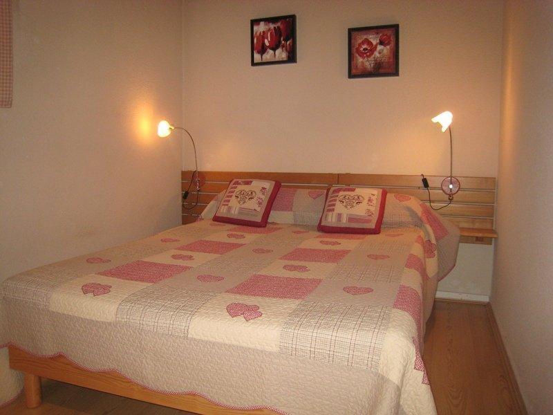 Holiday in mountain resort 4 room apartment 9 people (B1) - Résidence le Majestic I - Alpe d'Huez - Bedroom