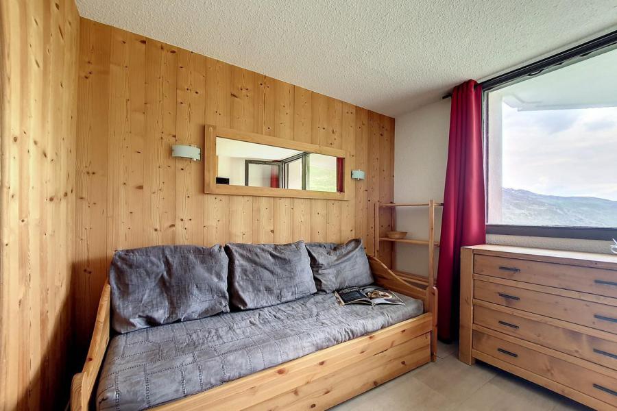 Holiday in mountain resort Studio sleeping corner 3 people (326) - Résidence le Median - Les Menuires - Living room