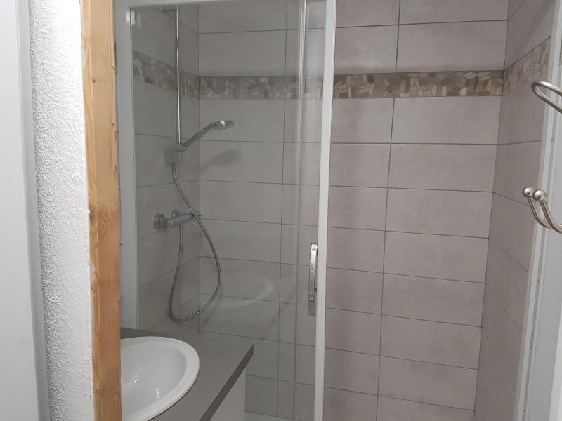 Vacances en montagne Appartement 2 pièces 4 personnes (312) - Résidence le Nécou - Les Menuires - Salle de douche