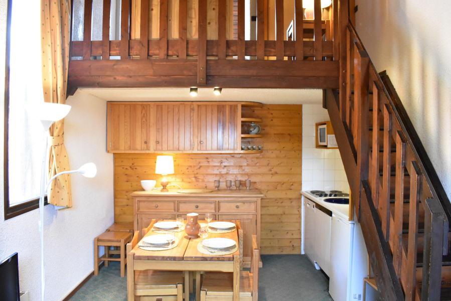 Vakantie in de bergen Studio mezzanine 4 personen (A21) - Résidence le Pétaru - Méribel - Woonkamer