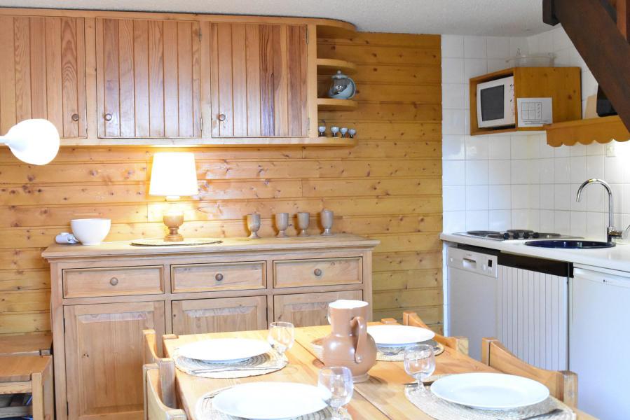 Vacances en montagne Studio mezzanine 4 personnes (A21) - Résidence le Pétaru - Méribel - Séjour