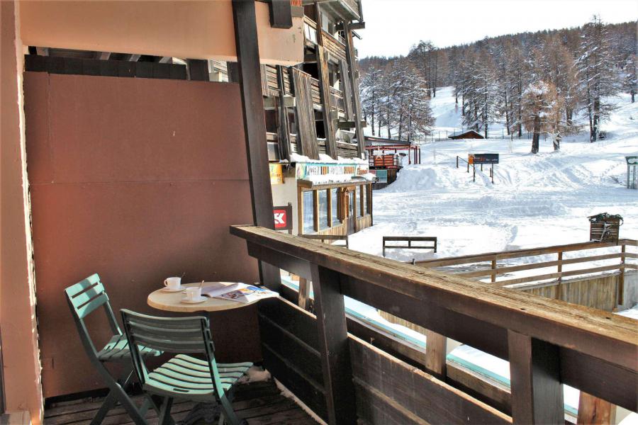 Urlaub in den Bergen Studio Schlafnische 4 Personen (03) - Résidence le Petit Laus - Risoul - Terrasse