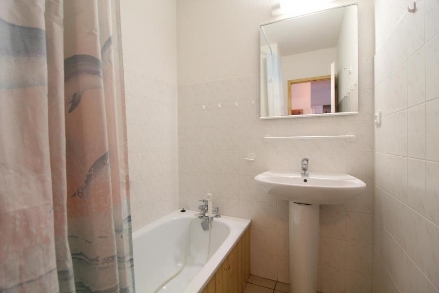 Holiday in mountain resort 2 room apartment 4 people (B20) - Résidence le Petit Mont Cenis - Termignon-la-Vanoise - Bathroom
