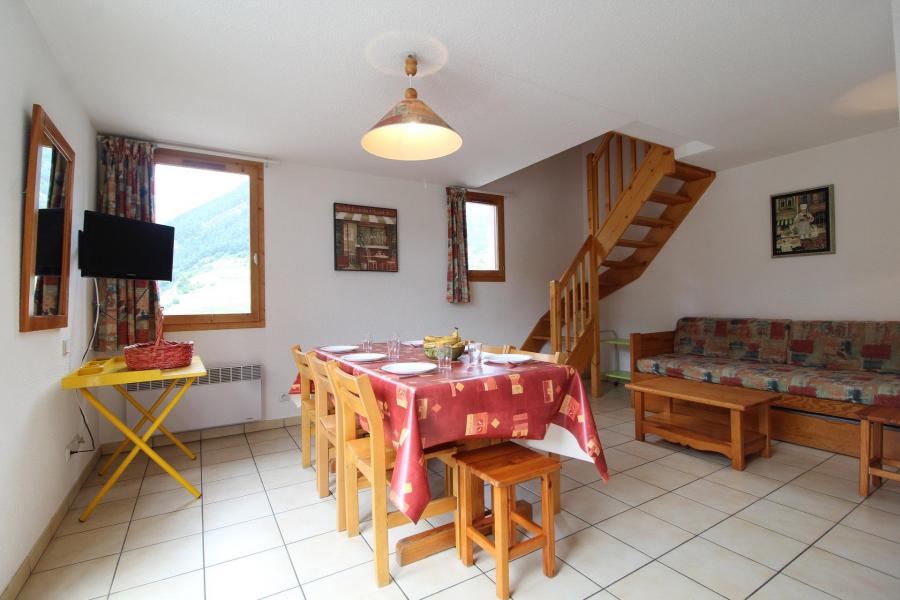 Urlaub in den Bergen 3 Zimmer Maisonettewohnung für 8 Personen (B30) - Résidence le Petit Mont Cenis - Termignon-la-Vanoise - Wohnzimmer