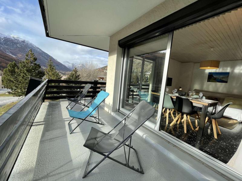 Holiday in mountain resort 3 room apartment 6 people (0210) - Résidence le Pic Blanc - Serre Chevalier - Balcony