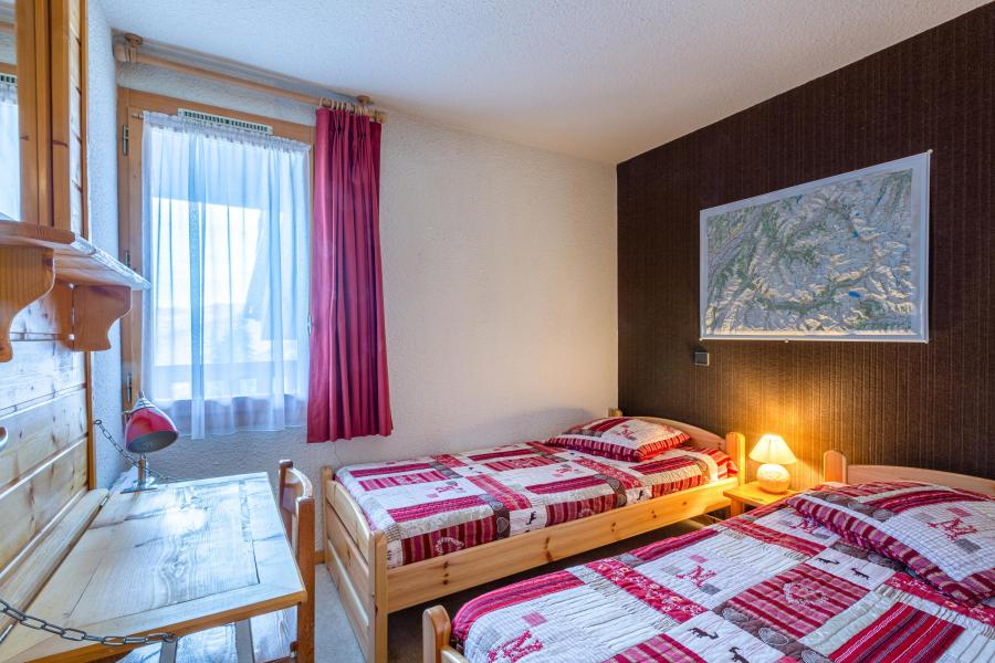 Urlaub in den Bergen Wohnung 2 Mezzanine Zimmer 6 Leute (049) - Résidence le Pierrafort - Valmorel - Schlafzimmer