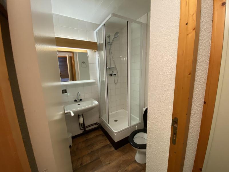 Holiday in mountain resort 3 room duplex apartment 8 people (072) - Résidence le Portail - Valmorel - Shower room