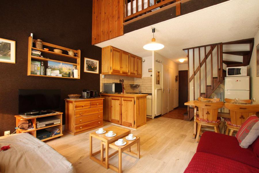 Vakantie in de bergen Studio mezzanine 6 personen (B012) - Résidence le Prarial - Serre Chevalier - Woonkamer