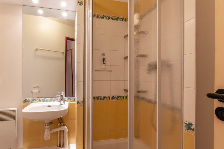Holiday in mountain resort 3 room apartment 6 people (101) - Résidence le Rami - Montchavin La Plagne - Shower room