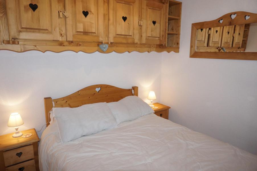 Holiday in mountain resort 2 room apartment sleeping corner 4 people (2) - Résidence le Ranfolly - Morzine - Bedroom