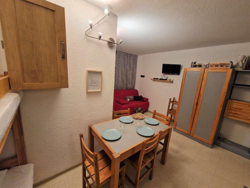 Wakacje w górach Apartament 2 pokojowy z alkową 6 osób (300-0102) - Résidence Le Relais 1 - La Joue du Loup - Pokój gościnny