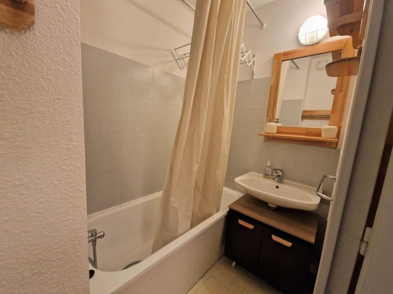 Vacaciones en montaña Apartamento cabina 2 piezas para 6 personas (300-0102) - Résidence Le Relais 1 - La Joue du Loup - Cuarto de baño