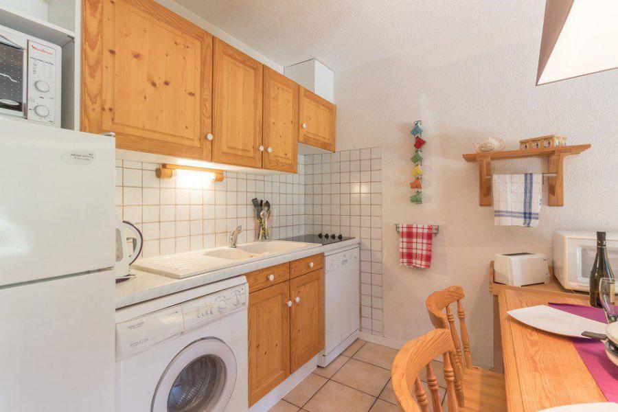 Vacances en montagne Appartement 3 pièces 6 personnes (B3) - Résidence le Rocher - Serre Chevalier - Kitchenette