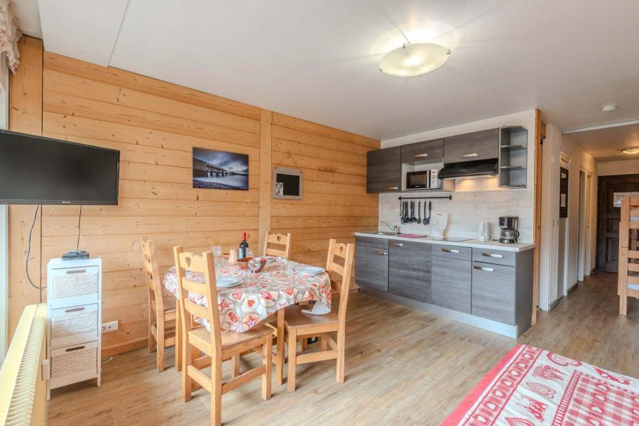 Holiday in mountain resort 2 room apartment 4 people (A6) - Résidence le Schuss - Morzine - Kitchen
