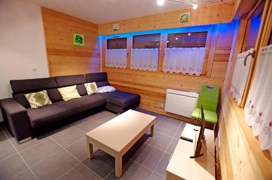 Holiday in mountain resort 3 room apartment 6 people (01P) - Résidence le Seillon - Champagny-en-Vanoise - Living room