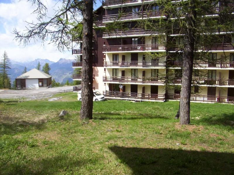 Rent in ski resort 3 room apartment 8 people (1) - Résidence le Sérac - Risoul - Summer outside