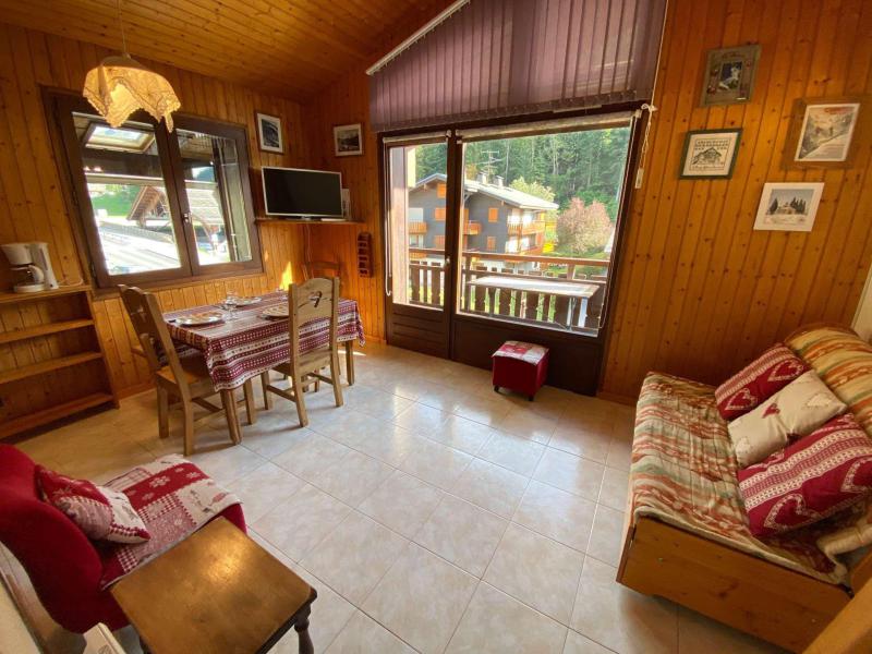 Vakantie in de bergen Studio cabine mezzanine 5 personen (D2) - Résidence le Sherpa - Le Grand Bornand - Woonkamer